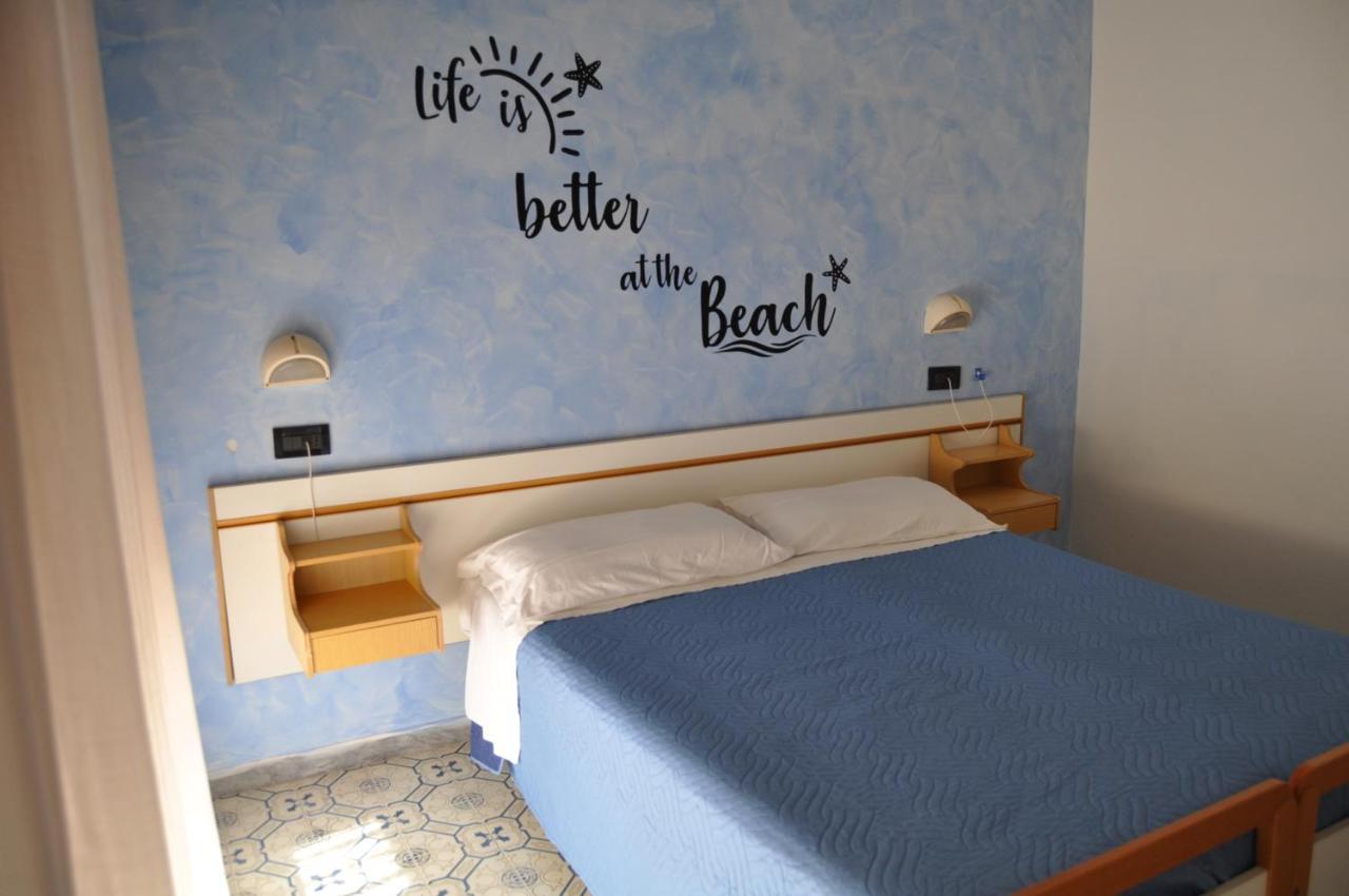 Hotel Rigobello Riccione Luaran gambar