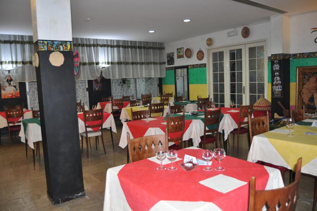 Hotel Rigobello Riccione Luaran gambar