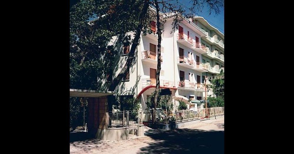 Hotel Rigobello Riccione Luaran gambar